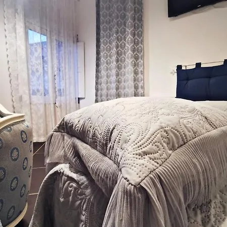 Shabby Charme Boutique לינה וארוחת בוקר *